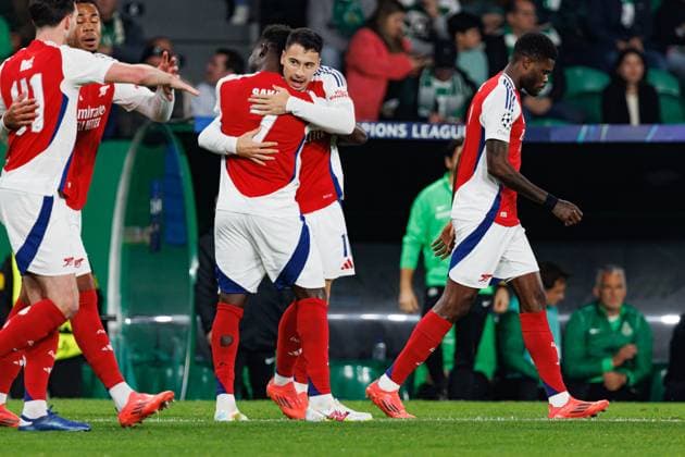 Players of Arsenal seen celebrating after goal from Gabriel Martinelli during UEFA Champions League game between teams of Sporting CP and Arsenal FC (Maciej Rogowski) Lisbon Estadio Jose Alvalade Portugal Copyright: xMaciejxRogowskix sportingarsenal2425-6