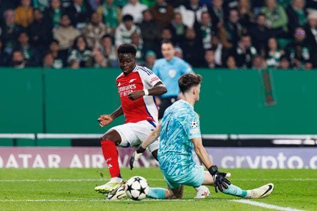 Bukayo Saka, Franco Israel seen during UEFA Champions League game between teams of Sporting CP and Arsenal FC (Maciej Rogowski) Lisbon Estadio Jose Alvalade Portugal Copyright: xMaciejxRogowskix sportingarsenal2425-8