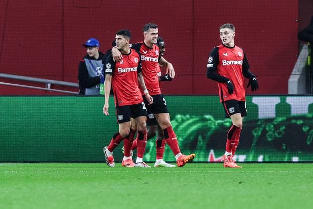 Sport, Football, UEFA Champions League Season 2024 2025 League Phase 5 Matchday Bayer 04 Leverkusen FC Salzburg 26 11 2024, BayArena Goal celebration Bayer 04 Leverkusen after the goal to 3 0 by Florian Wirtz Bayer 04 Leverkusen, 10 the players are happy Leverkusen BayArena Nordrhein Westfahlen Germany