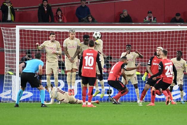 Alejandro Grimaldo Bayer 04 Leverkusen goal for 2 0 during the UEFA Champions League 2024 25 League Phase 5 match between Bayer 04 Leverkusen and FC Salzburg, BayArena on November 26, 2024 in Leverkusen, Germany Photo by Ralf Treese DeFodi Images Alejandro Grimaldo Bayer 04 Leverkusen Goal for 2 0 during the UEFA Champions League 2024 25 League Phase MD5 match between Bayer 04 Leverkusen and FC Salzburg at BayArena on November 26, 2024 in Leverkusen, Germany Defodi 521 LEVSAL20241126 014 Defodi-521