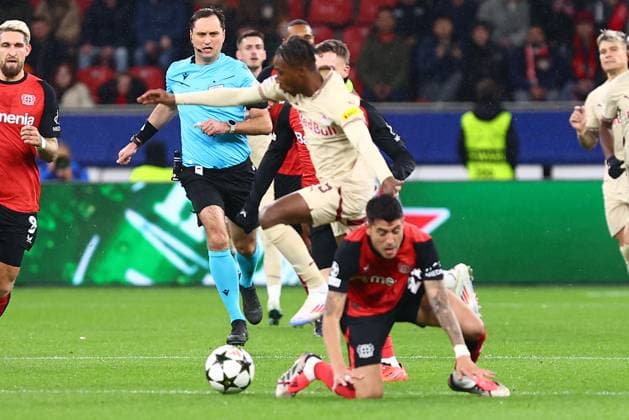 Bayer 04 Leverkusen vs FC Salzburg, Soccer, UEFA Champions League, Matchday 5, 26 11 2024 Photo kolbert press Ant Palmer BayArena NRW Germany Copyright: xkolbert-press AntxPalmerx