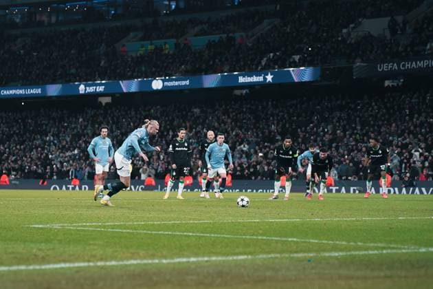 UEFA Champions League Matchday 5 - League Phase: Manchester City vs. Feyenoord Rotterdam Erling Haaland gets ready to take the penalty during the UEFA Champions League Matchday 5 of the League Phase match between Manchester City and Feyenoord Rotterdam at Etihad Stadium, on November 26, 2024 in Manchester, United Kingdom. Manchester Etihad Stadium Manchester United, ManU Kingdom Copyright: xAlexandraxFechetex DSC03935