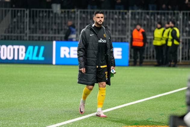 Loris Benito BSC Young Boys , 23 YB Soccer, UEFA Champions Legue, Matchday 5, 2024 2025, BSC Young Boys vs Atalanta Bergamo, 26 11 2024, Stadion Wankdorf, Bern,Switzerland, Bern Wankdorf Stadium Canton Bern Switzerland Copyright: xFinleyxMörchx