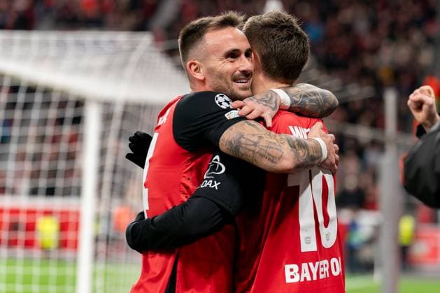 2024-11-26 Bayer 04 Leverkusen v FC Salzburg - UEFA Champions League 2024 25 League Phase MD5 LEVERKUSEN, GERMANY - NOVEMBER 26: Aleix Garcia of Bayer 04 Leverkusen celebrates after scoring the team s fifth goal with Florian Wirtz of Bayer 04 Leverkusen during the UEFA Champions League 2024 25 League Phase MD5 match between Bayer 04 Leverkusen and FC Salzburg at BayArena on November 26, 2024 in Leverkusen, Germany. (Photo by Joris Verwijst BSR Agency) Leverkusen Germany Content not available for redistribution in The Netherlands directly or indirectly through any third parties. Copyright: xBSRxAgencyx