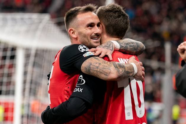 2024-11-26 Bayer 04 Leverkusen v FC Salzburg - UEFA Champions League 2024 25 League Phase MD5 LEVERKUSEN, GERMANY - NOVEMBER 26: Aleix Garcia of Bayer 04 Leverkusen celebrates after scoring the team s fifth goal with Florian Wirtz of Bayer 04 Leverkusen during the UEFA Champions League 2024 25 League Phase MD5 match between Bayer 04 Leverkusen and FC Salzburg at BayArena on November 26, 2024 in Leverkusen, Germany. (Photo by Joris Verwijst BSR Agency) Leverkusen Germany Content not available for redistribution in The Netherlands directly or indirectly through any third parties. Copyright: xBSRxAgencyx