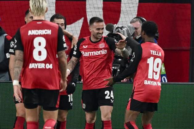 Aleix Garcia Leverkusen 24 celebrates after scoring the 5-0 goal with Nathan Tella Leverkusen 19 26 11 2024 Soccer Champions League, Bayer Leverkusen vs RB Salzburg, BayArena, Leverkusen, NRW Germany Copyright: xpepphotox xHorstxMauelshagenx pep00321, pep_20241126_hm_1317