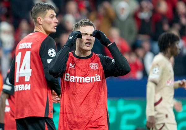 Florian Wirtz Bayer 04 Leverkusen, 10 is angry about a missed opportunity 26 11 2024, Football Bayer 04 Leverkusen FC Salzburg, UEFA Champions League, Season 2024 2025, Matchday 5 Copyright: HMBxMedia xMarcoxBader