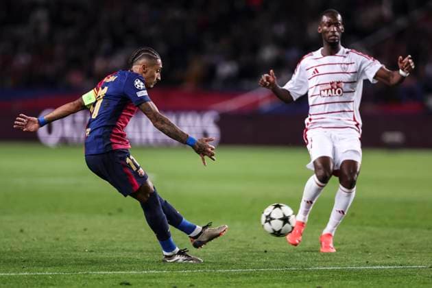 November 26, 2024, Barcelona, Barcelona, SPAIN: Raphinha Dias Belloli of FC Barcelona, Barca in action during the UEFA Champions League 2024 25 League Phase MD5, match between FC Barcelona and Stade Brestois 29 at Estadi Olimpic Lluis Companys on November 26, 2024 in Barcelona, Spain. Barcelona SPAIN - ZUMAa181 20241126_zaa_a181_046 Copyright: xJavierxBorregox
