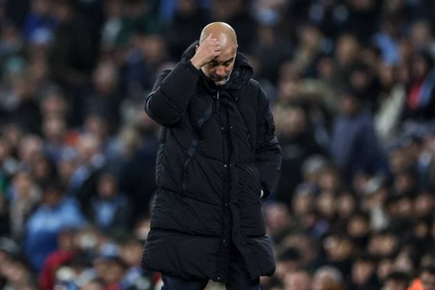 UEFA Champions League Manchester City v Feyenoord Pep Guardiola manager of Manchester City reacts after David Hancko of Feyenoord scores to make it 3-3 during the UEFA Champions League match Manchester City vs Feyenoord at Etihad Stadium, Manchester, United Kingdom, 26th November 2024 (Photo by Mark Cosgrove News Images) Manchester Etihad Stadium Manchester United, ManU Kingdom Copyright: xMarkxCosgrove NewsxImagesx