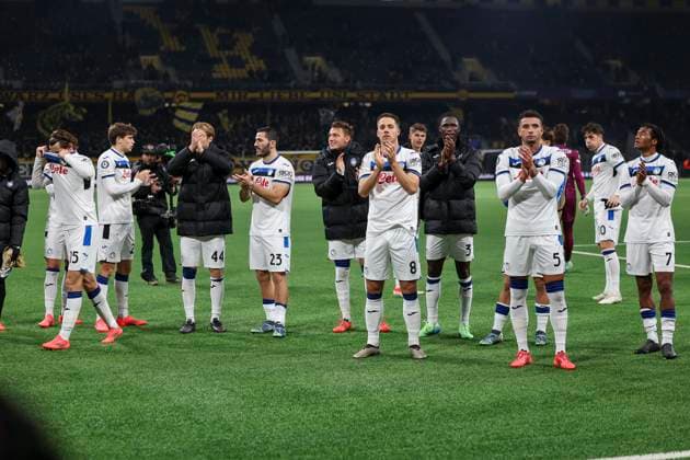 Atalanta Bergamo after the match , Football, UEFA Champions League, Matchday 5, 2024 2025, Young Boys Bern vs Atalanta Bergamo, 26 11 2024, Stadion Wankdorf, Bern, Switzerland Bern Stadion Wankdorf Canton Bern Switzerland Copyright: xGrantxHubbsx