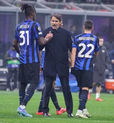Champions League 2024 25 football match between Inter vs Lipsia During the Champions League match 26 11 2024 Football match between FC International Milan vs LB Lipsia at the San Siro stadium Milan In the photo: Simone Inzaghi coach of internazionale Milano FC MILANO Stadio San Siro Milano ITALIA Copyright: xFABIOxSASSOxFabioxSassox Inter Lipsia2024_11_27Fabio Sasso9722