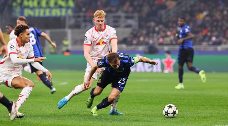 Inter Milan RB Leipzig Champions League Leipzig, 26 11 2024, Giuseppe Meazza Stadium, Football, UEFA Champions League, Matchday 5 , RB Leipzig vs FC Inter Milan , In the picture from l Antonio Nusa RB Leipzig , Nicolas Seiwald 13, RB Leipzig , Nikolo Barella 23, Inter Milan , Picture Point