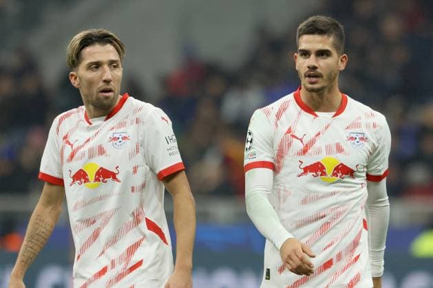 KEVIN KAMPL, ANDRE SILVA, RB Lipsia, Champions League, 2024-25, Inter vs RB Leipzig 1-0, 26-11-2024, Azione, Action, Single shot CHAMPIONS LEAGUE 2024-25 INTER-RB LIPSIA 1-0