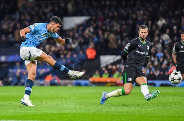 Manchester City v Feyenoord Rotterdam UEFA Champions League Matheus Nunes of Manchester City shoots during the UEFA Champions League match at the Etihad Stadium, Manchester UK Newspapers OUT Copyright: xKarlxVallantinex FIL-20996-0082