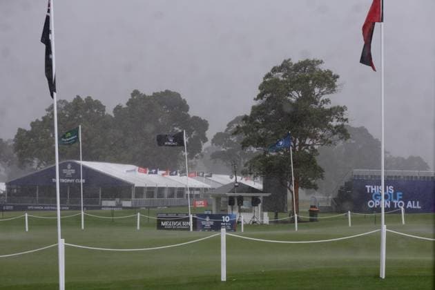 GOLF AUSTRALIAN OPEN PRO AM, A storm passes through at the conclusion of the Australian Open Pro-Am at Kingston Heath Golf Club in Melbourne, Wednesday, November 27, 2024. ( NO ARCHIVING, EDITORIAL USE ONLY, NO USE IN BOOKS WITHOUT CONSENT Melbourne Victoria Australia  Copyright: xCONxCHRONISx 20241127167476390580