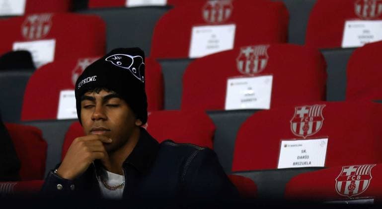 November 26, 2024, Sabadell, Barcelona, Spain: Barcelona Spain 26.11.2024 Lamine Yamal FC Barcelona, Barca gestures during the UEFA Champions League between FC Barcelona and Stade Brestois at Estadi Olimpic Lluis Companys on 26 November 2024 in Barcelona. Sabadell Spain - ZUMAu50_ 20241126_zsp_u50_037 Copyright: xXavixUrgelesx