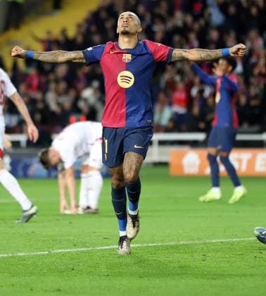 November 26, 2024, Sabadell, Barcelona, Spain: Barcelona Spain 26.11.2024 Raphinha FC Barcelona, Barca celebrates the third goal scored by Robert Lewandowski (FC Barcelona) during the UEFA Champions League between FC Barcelona and Stade Brestois at Estadi Olimpic Lluis Companys on 26 November 2024 in Barcelona. Sabadell Spain - ZUMAu50_ 20241126_zsp_u50_049 Copyright: xXavixUrgelesx