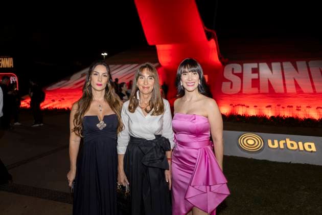 Premiere Mundial de Senna by Netflix SÃO PAULO, SP - 26.11.2024: PREMIERE MUNDIAL DE SENNA BY NETFLIX - Netflix held the world premiere of the documentary series Senna on Tuesday (26) with the presence of a large cast at an event in the Ibirapuera Auditorium, where the first two episodes of the miniseries that tells the story of one of the greatest idols of world motorsports were shown. Those present were also impressed by the Mclaren MP45B that Senna used to win his second championship in Japan in 1990 and the replica of the iconic McLaren, model MP46, driven by Ayrton Senna in 1991. Featured were Bianca Senna (niece), Viviane Senna (sister of Ayrton Senna) and Paula Senna Lalli (niece and sister of Bruno Senna Lalli) (Photo: Emerson Santos Fotoarena) x2656936x  EmersonxSantos