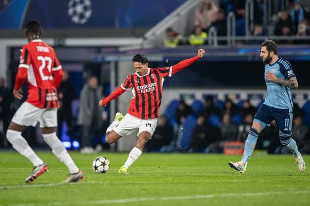 Tijjani Reijnders shoots during UEFA Champions league match, SK Slovan Bratislava - AC Milan , 26. november 2024, Tehelne pole Stadium, Bratislava, Slovakia Copyright: xMICHALxFAJT,ZOSPORTU.SKx FAJ_4872