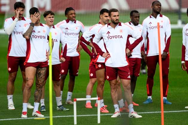 AS Roma players during a training session the day before the Europa League football match between Tottenham and AS Roma at Centro Sportivo Fulvio Bernardini in Rome (Italy), November 27, 2024. AndreaxStaccioli