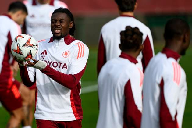 Kouadio Kone of AS Roma during a training session the day before the Europa League football match between Tottenham and AS Roma at Centro Sportivo Fulvio Bernardini in Rome (Italy), November 27, 2024. AndreaxStaccioli