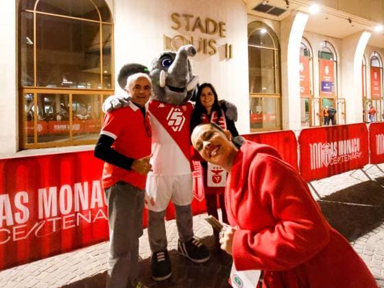 As Monaco mascotte Bouba poses with supporters during Monaco vs Benfica, UEFA Champions League football match in Monaco, Principality of Monaco, November 27 2024  Copyright: xNicolaxMastronardi IPAxSportx xix xx IPA_51919693 IPA_Agency_IPA51919693