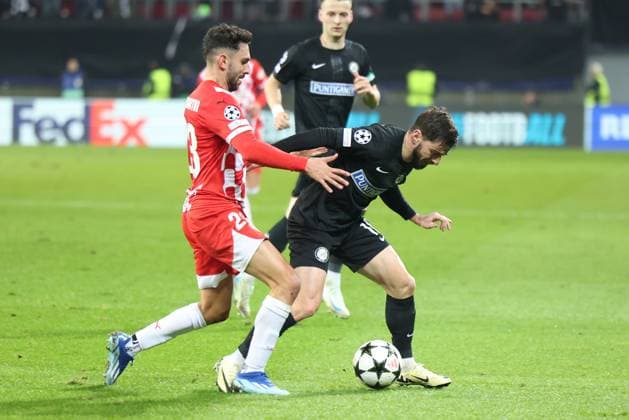 SOCCER - UEFA CL, Sturm vs Girona KLAGENFURT,AUSTRIA,27.NOV.24 - SOCCER - UEFA Champions League, SK Sturm Graz vs Girona FC. Image shows Ivan Martin (Girona) and Otar Kiteishvili (Sturm).  GEPAxpictures xChrisxBauer