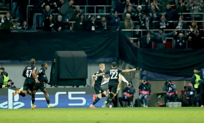 SOCCER - UEFA CL, Sturm vs Girona KLAGENFURT,AUSTRIA,27.NOV.24 - SOCCER - UEFA Champions League, SK Sturm Graz vs Girona FC. Image shows the rejoicing of Emanuel Aiwu, Seedy Jatta Mika Biereth and Dimitri Gazibegovic (Sturm).  GEPAxpictures xHansxOberlaender
