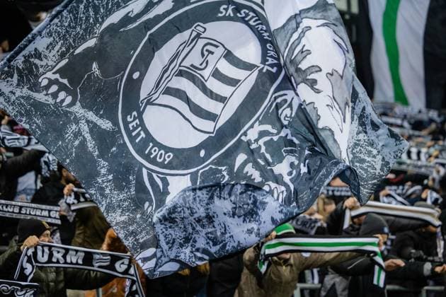 SOCCER - UEFA CL, Sturm vs Girona KLAGENFURT,AUSTRIA,27.NOV.24 - SOCCER - UEFA Champions League, SK Sturm Graz vs Girona FC. Image shows the fans of Sturm.  GEPAxpictures xMatthiasxTrinkl