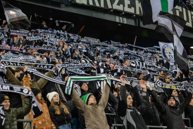 SOCCER - UEFA CL, Sturm vs Girona KLAGENFURT,AUSTRIA,27.NOV.24 - SOCCER - UEFA Champions League, SK Sturm Graz vs Girona FC. Image shows the fans of Sturm.  GEPAxpictures xMatthiasxTrinkl