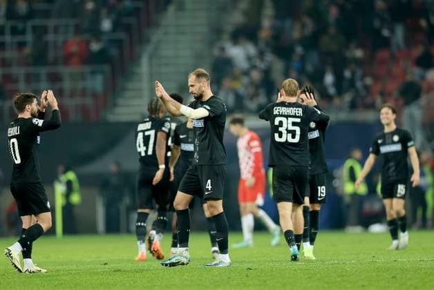 SOCCER - UEFA CL, Sturm vs Girona KLAGENFURT,AUSTRIA,27.NOV.24 - SOCCER - UEFA Champions League, SK Sturm Graz vs Girona FC. Image shows the rejoicing of Otar Kiteishvili, Jon Gorenc Stankovic, Niklas Geyrhofer and William Boving (Sturm).  GEPAxpictures xHansxOberlaender