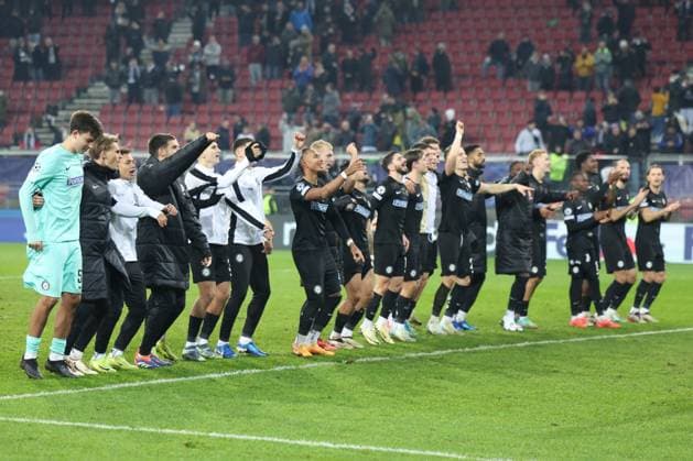 SOCCER - UEFA CL, Sturm vs Girona KLAGENFURT,AUSTRIA,27.NOV.24 - SOCCER - UEFA Champions League, SK Sturm Graz vs Girona FC. Image shows the rejoicing of Sturm.  GEPAxpictures xChrisxBauer