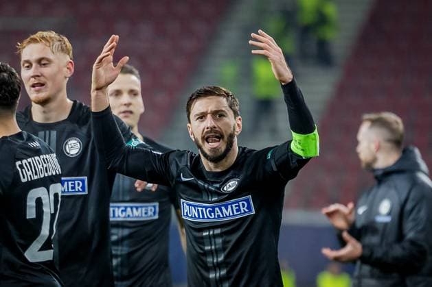 SOCCER - UEFA CL, Sturm vs Girona KLAGENFURT,AUSTRIA,27.NOV.24 - SOCCER - UEFA Champions League, SK Sturm Graz vs Girona FC. Image shows the rejoicing of Otar Kiteishvili (Sturm).  GEPAxpictures xMatthiasxTrinkl