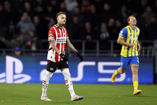 EINDHOVEN - Noa Lang of PSV Eindhoven disappointment after scoring 0-1 during the UEFA Champions league match between PSV Eindhoven and Shakhtar Donetsk at Phillips Stadium on Nov. 27, 2024 in Eindhoven, Netherlands. ANP MAURICE VAN STEEN UEFA Champions League 2024 25 League Phase MD5 2024 25 xVIxANPxSportx xxANPxIVx 514404824 originalFilename: 514404824.jpg