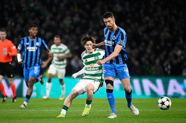 Celtic v Club Brugge - UEFA Champions League GLASGOW, SCOTLAND - NOVEMBER 27 : Mechele Brandon defender of Club Brugge and Furuhashi Kyogo defender of Celtic FC during the UEFA Champions League phase matchday 5 between Celtic and Club Brugge on November 27, 2024 in Glasgow, Scotland, 27 11 2024 Glasgow Scotland  Copyright: xPeterxDexVoechtx