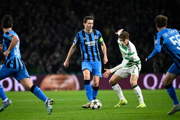 Celtic v Club Brugge - UEFA Champions League GLASGOW, SCOTLAND - NOVEMBER 27 : Vanaken Hans midfielder of Club Brugge and Engels Arne defender of Celtic FC during the UEFA Champions League phase matchday 5 between Celtic and Club Brugge on November 27, 2024 in Glasgow, Scotland, 27 11 2024 Glasgow Scotland  Copyright: xPeterxDexVoechtx