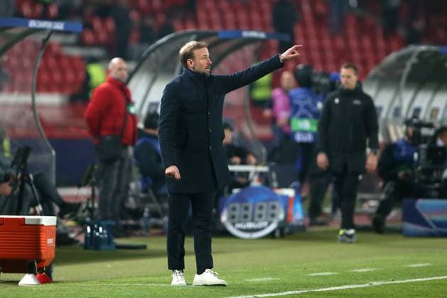 CRVENA ZVEZDA vs STUTTGART SEBASTIAN HOENES Stuttgart football coach at the UEFA Champions League match against Red Star at the Rajko Mitic stadium, Belgrade 27.11.2024. MN press Photo Football, Champions League, Red Star, Stuttgart Belgrade Stadion Rajko Mitic Serbia Copyright: xMarkoxMetlasx xMNxPressx