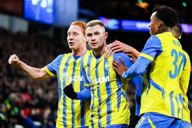 EINDHOVEN, 27-11-2024, Philips Stadium, UEFA Champions League season 2024 25, match between PSV and Sjachtar Donetsk, Sjachtar Donetsk player Oleksandr Zubkov scored the 0-2 PSV - Sjachtar Donetsk  x26839423x Copyright: