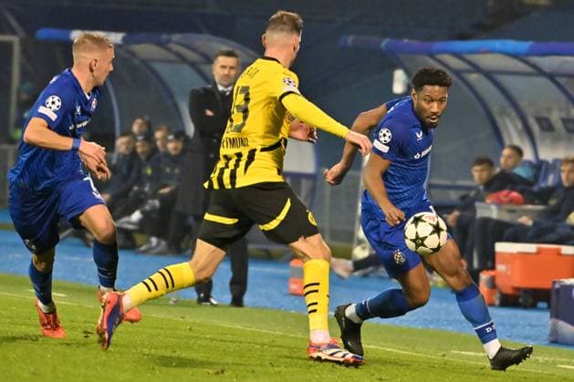 Zagreb, Croatia, November 27th 2024: Ronael Pierre-Gabriel of Dinamo Zagreb (R) in action against Pascal Gross of Borussia Dortmund (C) during the UEFA Champions League, League phase, match between Dinamo Zagreb and Borussia Dortmund at Stadium Maksimir, Zagreb, Croatia. (Igor Kupljenik SPP) Copyright: xIgorxKupljenikx xSPPx spp-en-IgKuSp-IK2_4275