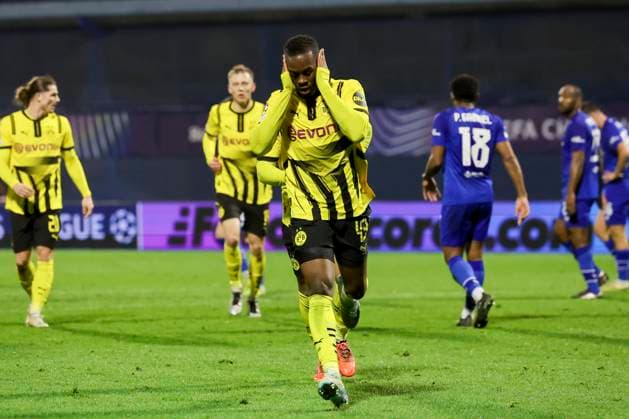 Jamie Gittens Borussia Dortmund celebrates his goal for 0 1, UEFA Champions League 2024 25 League Phase MD5, GNK Dinamo v Borussia Dortmund, Stadion Maksimir, November 27, 2024 in Zagreb, Croatia Photo by Marco Steinbrenner DeFodi Images Jamie Gittens Borussia Dortmund celebrates after scoring his teams first goal, UEFA Champions League 2024 25 League Phase MD5, GNK Dinamo v Borussia Dortmund, Stadion Maksimir, November 27, 2024 in Zagreb, Croatia Photo by Marco Steinbrenner DeFodi Images Defodi 700 zagreb bvb 20241127 056A Defodi-700