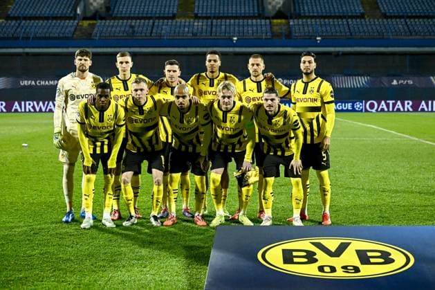 GNK Dinamo v Borussia Dortmund - UEFA Champions League 2024 25 League Phase MD5 Players of Borussia Dortmund line up for team photo during the UEFA Champions League 2024 25 League Phase MD5 match between GNK Dinamo Zagreb and Borussia Dortmund at Maksimir stadium on November 27, 2024 in Zagreb, Croatia.  MarkoxLukunic PIXSELL