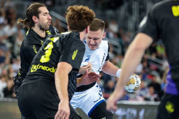 HC Zagreb v HBC Nantes - EHF Champions League Patryk Walczak of HC Zagreb in action during the EHF Champions League group B round 9 match between HC Zagreb and HBC Nantes at Arena Zagreb on November 27, 2024 in Zagreb, Croatia.  MatijaxHabljak PIXSELL