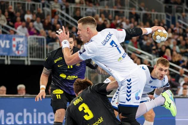 HC Zagreb v HBC Nantes - EHF Champions League Patryk Walczak of HC Zagreb shoots during the EHF Champions League group B round 9 match between HC Zagreb and HBC Nantes at Arena Zagreb on November 27, 2024 in Zagreb, Croatia.  MatijaxHabljak PIXSELL