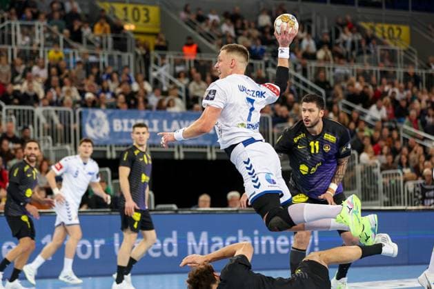 HC Zagreb v HBC Nantes - EHF Champions League Patryk Walczak of HC Zagreb shoots during the EHF Champions League group B round 9 match between HC Zagreb and HBC Nantes at Arena Zagreb on November 27, 2024 in Zagreb, Croatia.  MatijaxHabljak PIXSELL