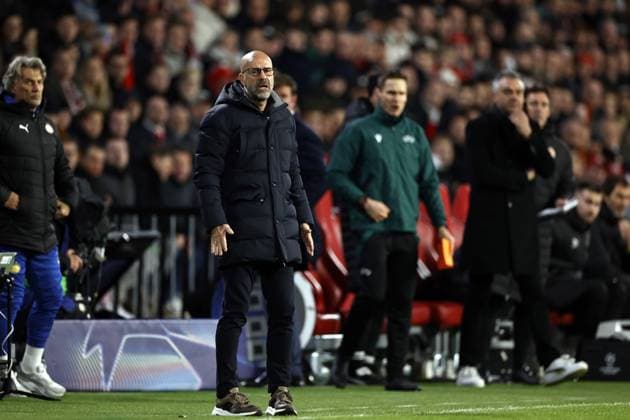 EINDHOVEN - PSV Eindhoven coach Peter Bosz during the UEFA Champions league match between PSV Eindhoven and Shakhtar Donetsk at Phillips Stadium on Nov. 27, 2024 in Eindhoven, Netherlands. ANP MAURICE VAN STEEN UEFA Champions League 2024 25 League Phase MD5 2024 25 xVIxANPxSportx xxANPxIVx 514409496 originalFilename: 514409496.jpg