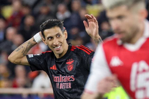 Sport Bilder des Tages Angel Di Maria ( 11 - SL Benfica) during Monaco vs Benfica, UEFA Champions League football match in Monaco, Principality of Monaco, November 27 2024  Copyright: xNicolaxMastronardi IPAxSportx xix xx IPA_51921966 IPA_Agency_IPA51921966