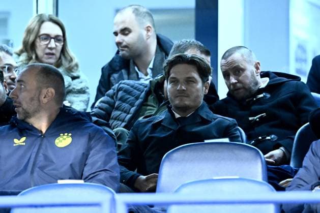 Sport Bilder des Tages GNK Dinamo v Borussia Dortmund - UEFA Champions League 2024 25 League Phase MD5 Ex-coach of Borussia Dortmund Edin Terzic at the UEFA Champions League 2024 25 League Phase MD5 match between GNK Dinamo Zagreb and Borussia Dortmund at Maksimir stadium on November 27, 2024 in Zagreb, Croatia.  MarkoxLukunic PIXSELL