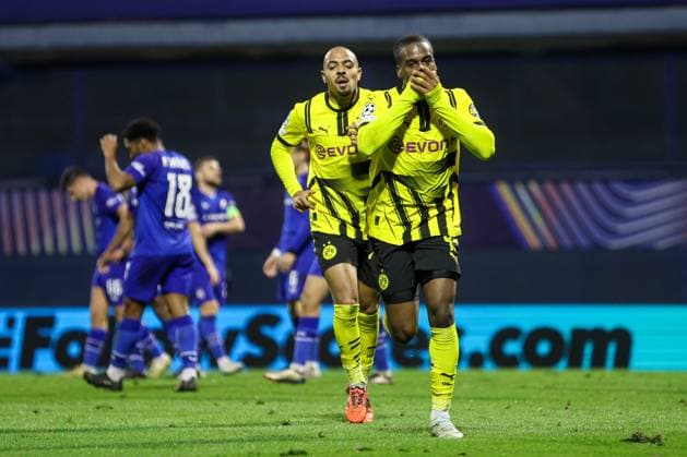 GNK Dinamo v Borussia Dortmund - UEFA Champions League 2024 25 League Phase MD5 Jamie Gittens of Borussia Dortmund celebrates his goal during the UEFA Champions League 2024 25 League Phase MD5 match between GNK Dinamo Zagreb and Borussia Dortmund at Maksimir stadium on November 27, 2024 in Zagreb, Croatia.  LukaxStanzl PIXSELL