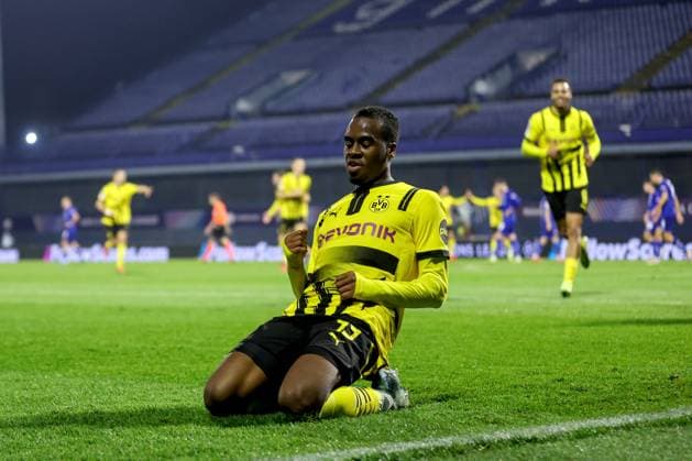 GNK Dinamo v Borussia Dortmund - UEFA Champions League 2024 25 League Phase MD5 Jamie Gittens of Borussia Dortmund celebrates his goal during the UEFA Champions League 2024 25 League Phase MD5 match between GNK Dinamo Zagreb and Borussia Dortmund at Maksimir stadium on November 27, 2024 in Zagreb, Croatia.  LukaxStanzl PIXSELL