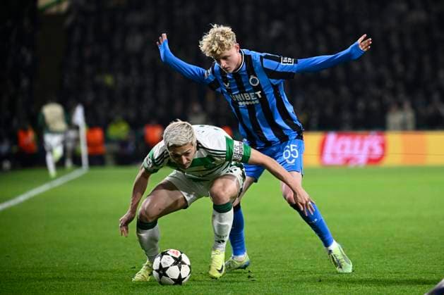 Celtic v Club Brugge - UEFA Champions League GLASGOW, SCOTLAND - NOVEMBER 27 : Seys Joaquim defender of Club Brugge and Maeda Daizen forward of Celtic FC during the UEFA Champions League phase matchday 5 between Celtic and Club Brugge on November 27, 2024 in Glasgow, Scotland, 27 11 2024 Glasgow Scotland  Copyright: xPeterxDexVoechtx